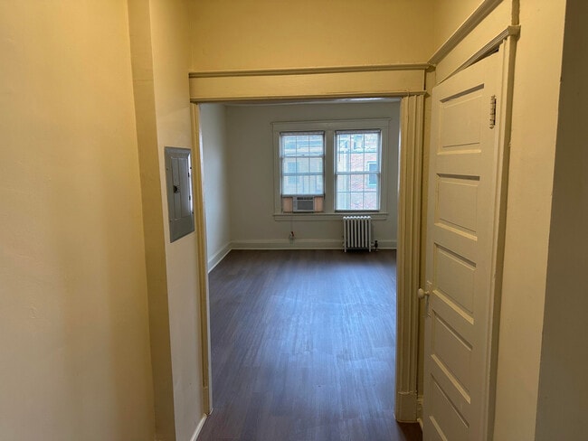 Photo - 1811-1815 S St NW