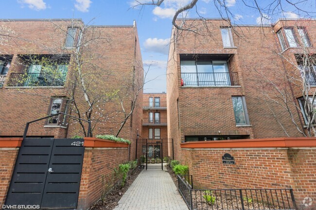 Building Photo - 441 W Grant Pl Rental