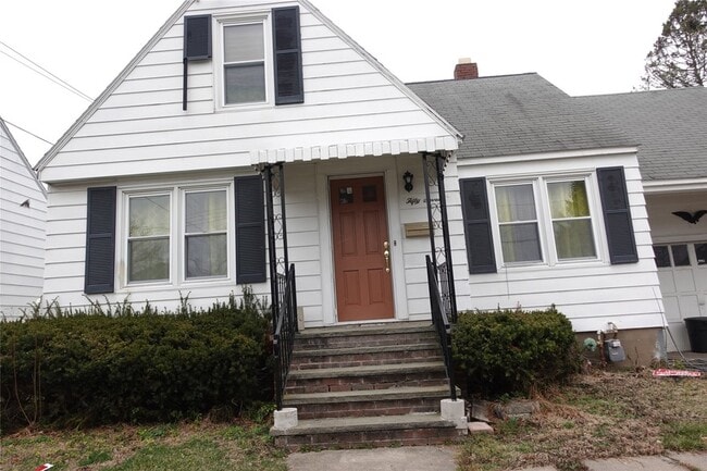 Photo - 57 Fowler Ave