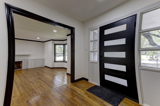 Photo - 6749 Fortune Rd