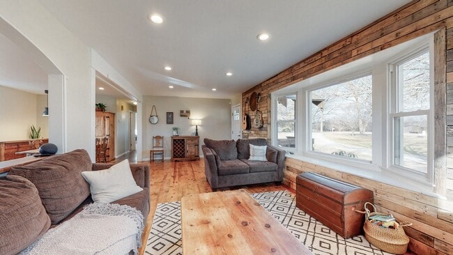 Photo - Stunning home situated on over 1 acre in North Thompson’s Station!