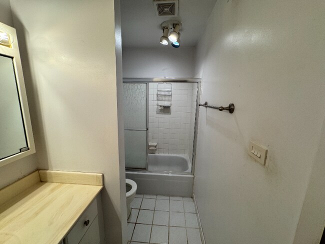 Photo - 6139 Knoll Wood Rd