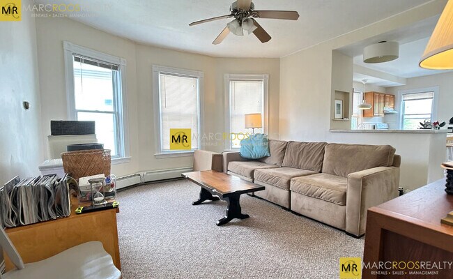 Photo - 11 Holton St Unit 2