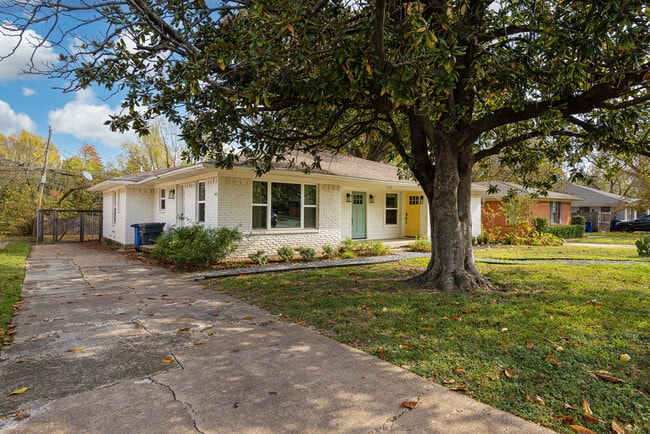 Photo - 6571 Ascot Ln