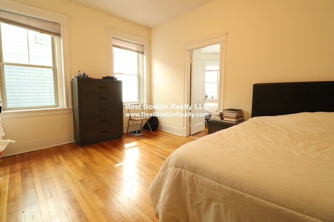 Photo - 91 Trowbridge St Unidad 2