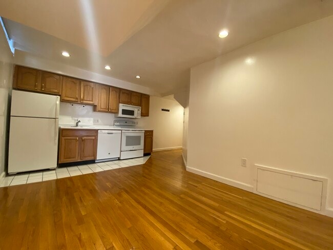 Photo - 23 Snow Hill St Unit 10