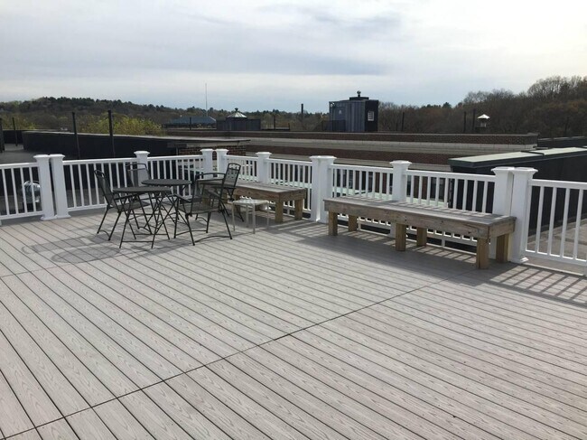 Photo - 141 Englewood Ave Unit #2