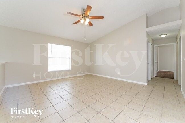 Photo - 7547 Groveoak Dr