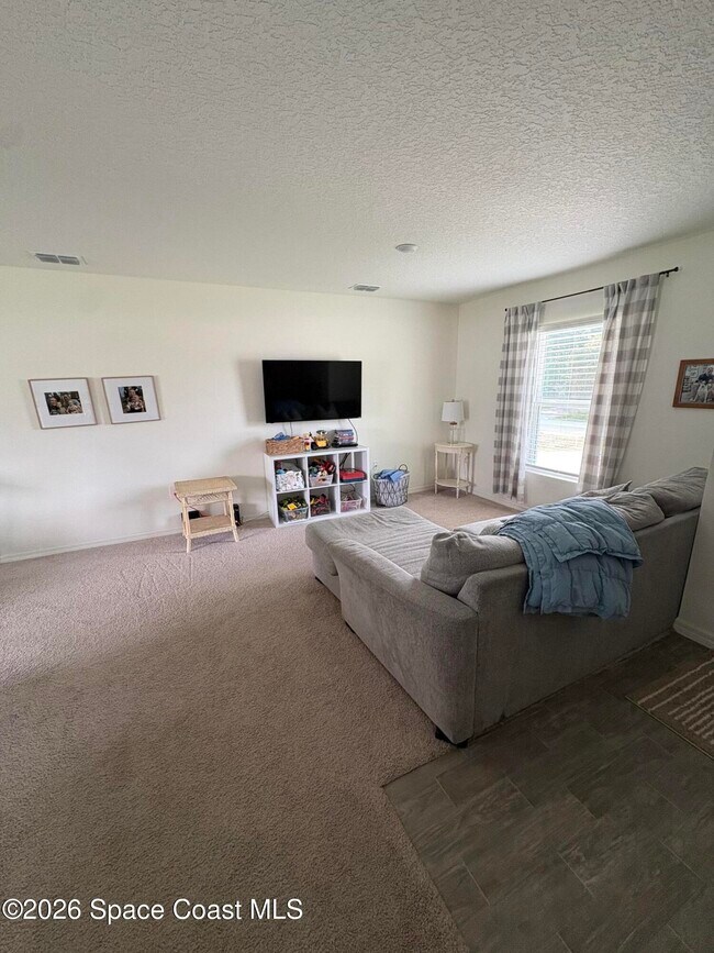Photo - 1207 Waffle St SE
