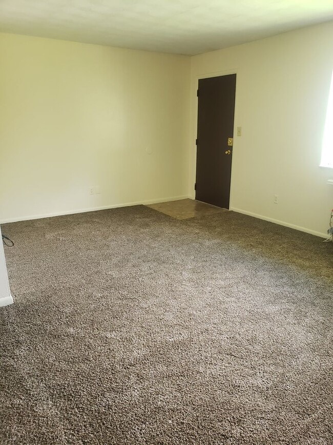 Photo - 2 BR Upper Apartment Near Purdue University