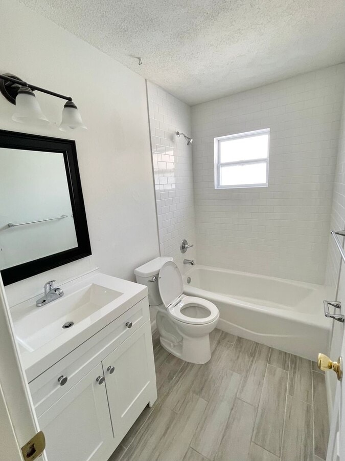 Photo - 605 N Stella Ave Unidad B