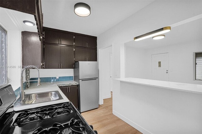 Photo - 12287 NE 7th Ave Unidad 4