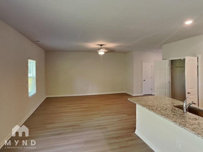 Photo - 6232 Lowe Ln