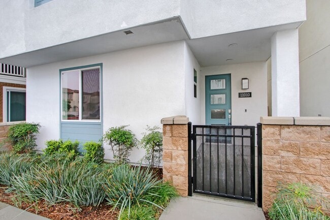 Photo - Tri-Level, Fully Loaded Home at The Resort in Rancho Cucamonga For Lease!