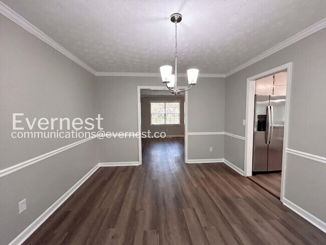 Photo - 3002 Meadowsweet Trail