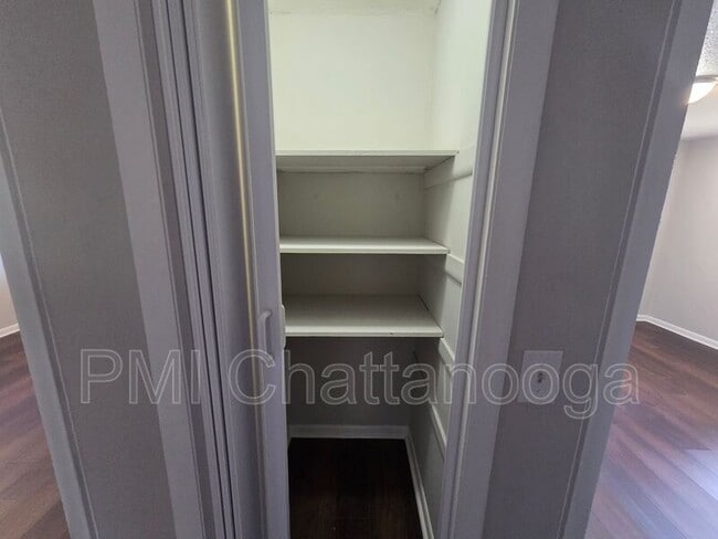 Photo - 583 Bandy Ln