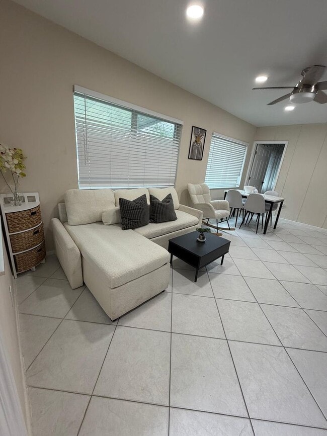 Photo - Charming 1 bed, 1 bath suite for rent