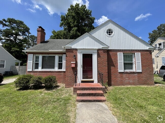 Building Photo - 206 N Saratoga St Rental
