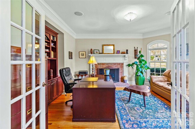 Photo - 13718 Robert Walker Dr