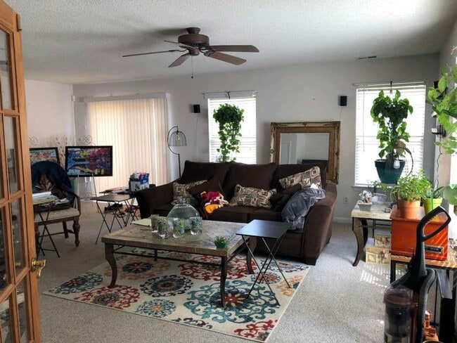 Photo - VERY NICE END UNIT TOWNHOME