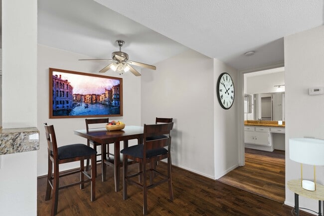 Photo - 25671 Le Parc Unit 25671 Le Parc Lake Forest