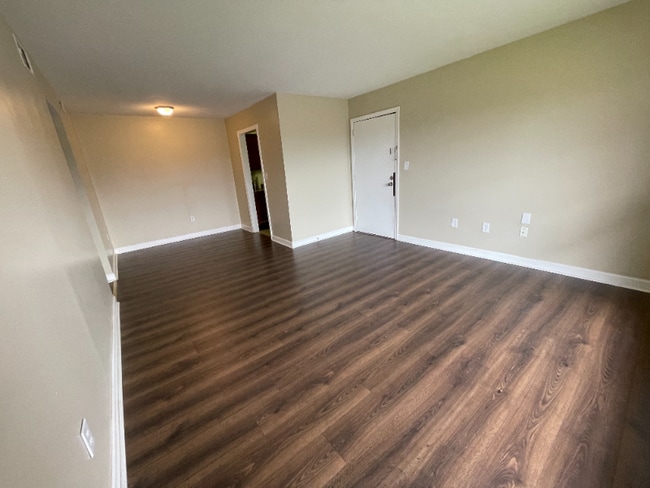 Building Photo - 1802 Marion Manor Dr Rental