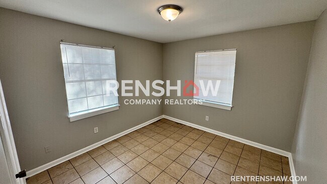 Photo - 1976 Goldbrier Ln