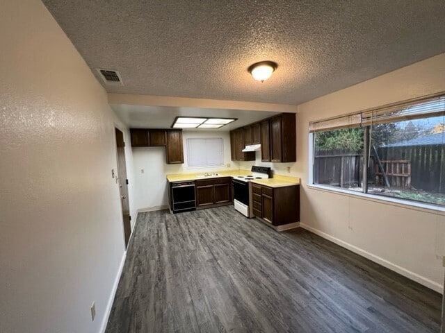 Photo - 5813 Hazel Ave