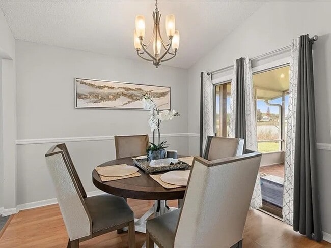 Photo - 3114 Dellcrest Pl