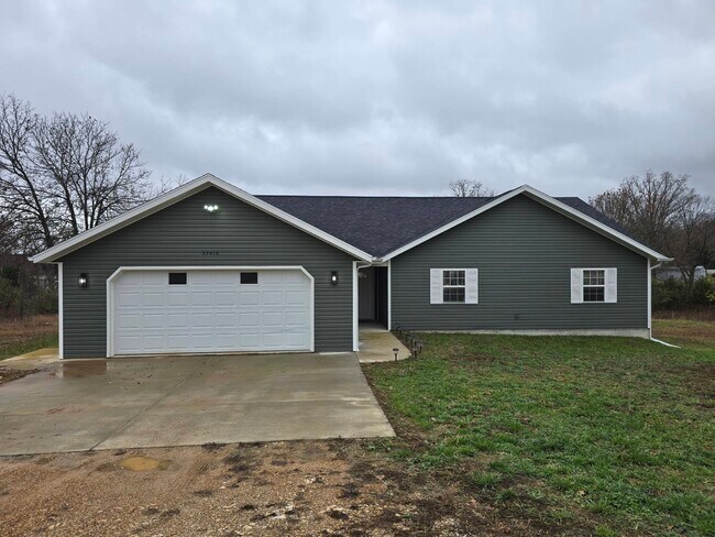 Building Photo - 22418 Rack Dr