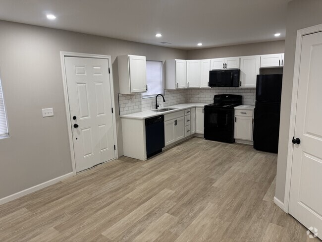 Building Photo - 1514 Delbert Rd Rental