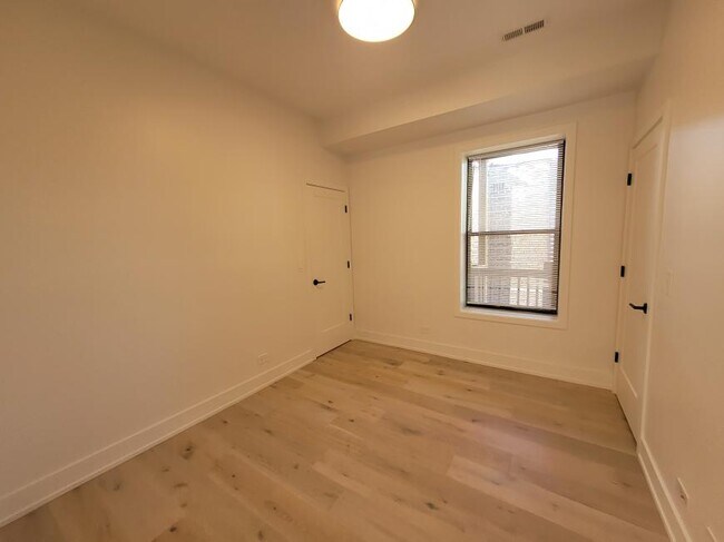 Photo - 2 bedroom in Chicago IL 60660 Unidad 1R