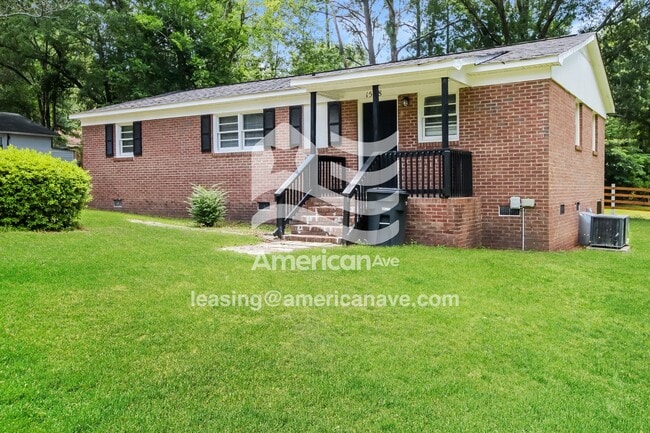 Photo - 1598 Bradley Rd