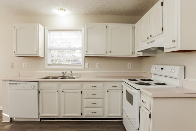 Photo - 163 Creek Meadow Dr