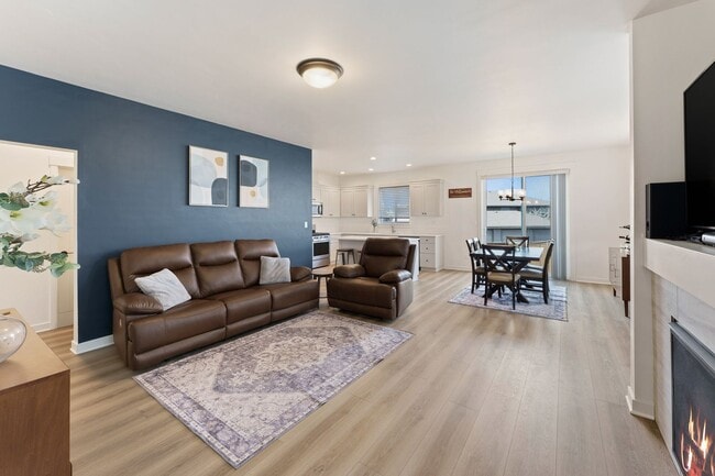Photo - Pahlisch Townhome