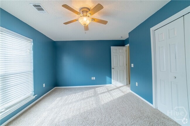 Building Photo - 422 Copper Creek Cir Rental
