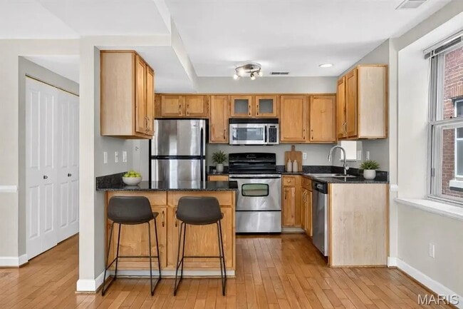 Photo - 5360 Pershing Ave Unit 6C