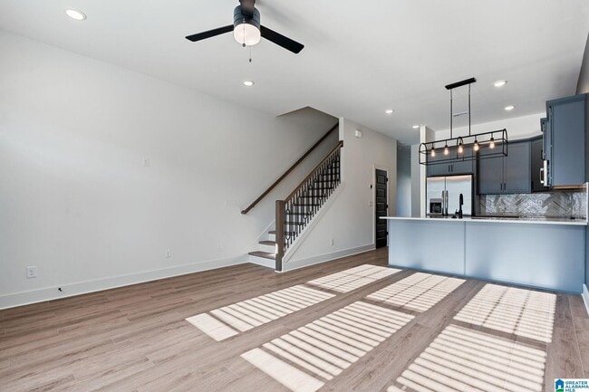 Photo - 1712 MEERSTONE Ln