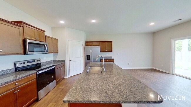 Photo - 22 Crestwood Pnes Trl