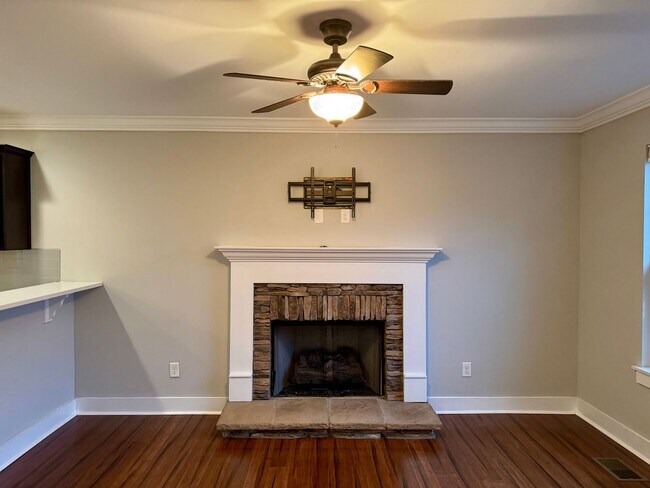 Photo - 6477 Olin Ln