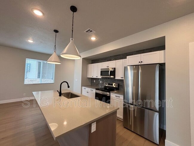 Photo - 3963 Fossil Way