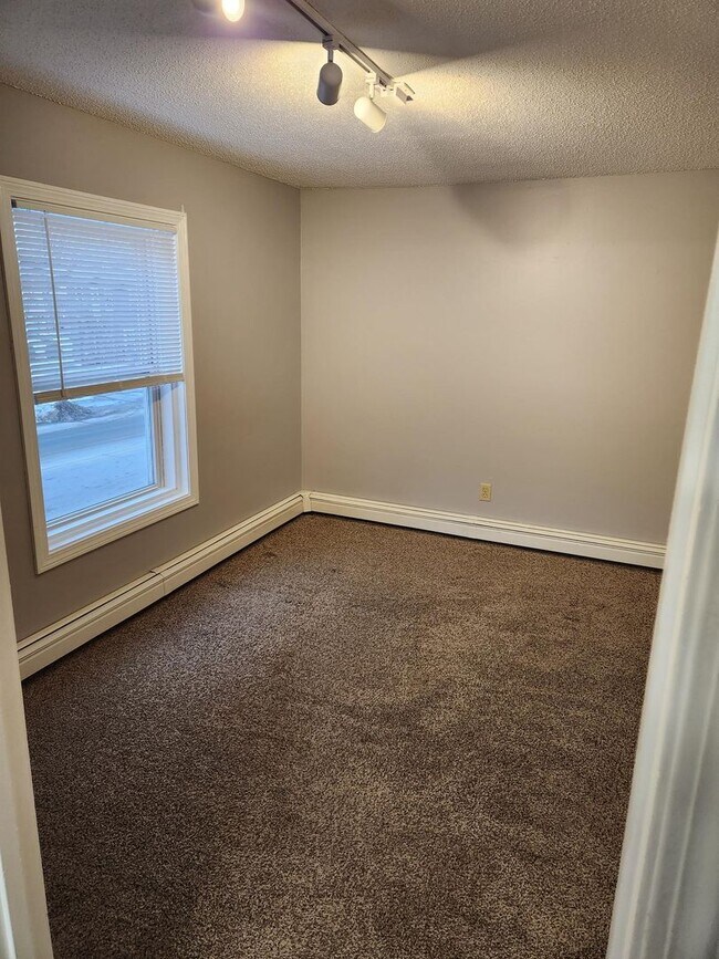 Photo - 7 Western Ave Unidad Apt 2