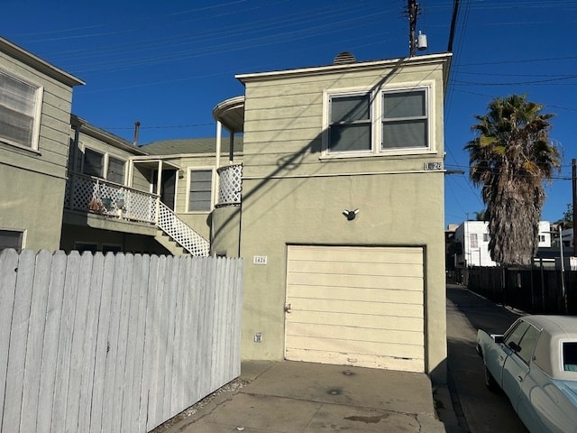 Building Photo - 1426 Pine Ave Unit B