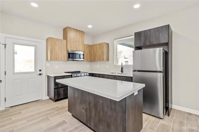 Photo - 10 Yosemite Dr Unit 3