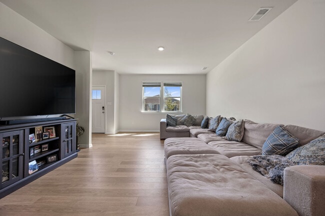 Photo - 203 Ridgley Blvd