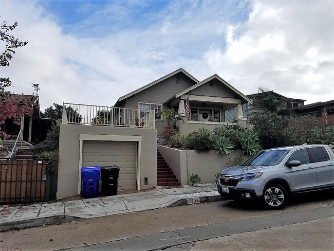 Craftsman Style Home in South Park!! - Craftsman Style Home in South Park!!