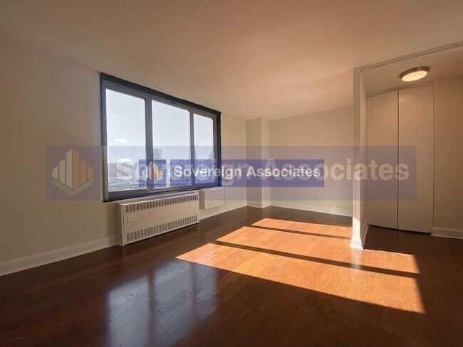 Photo - 3333 Broadway Unit C21J