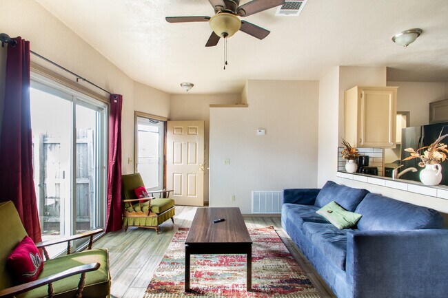 Photo - 9729 Blue Bonnet Pl