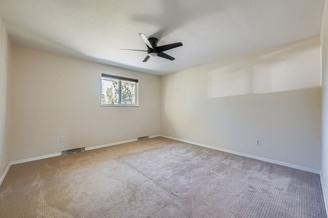 Photo - LOCATION! 4-bed 3-bath home located in the...