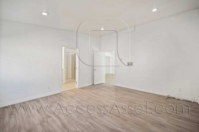 Photo - Spacious 3-Bedroom Torrance Home with Private Yard & Modern Interior